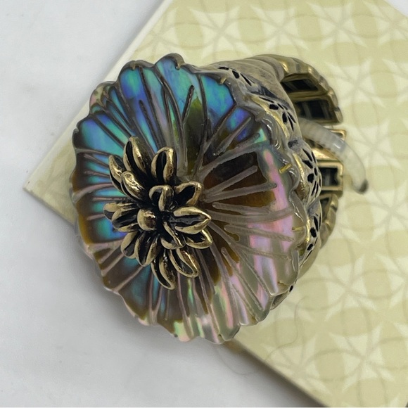 NEW Fossil Ring #2 Stretch Floral Iridescent NWT - Picture 3 of 8
